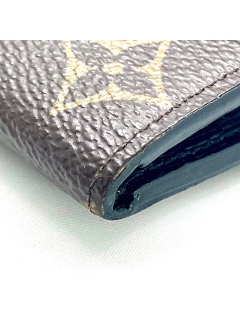 Louis Vuitton Monogram Reverse Portefeuille Emily Wallet